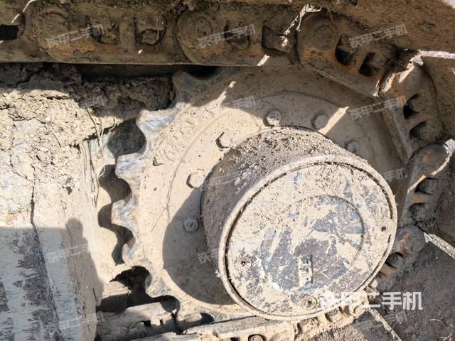 右側(cè)履帶整體?（行走機(jī)構(gòu)）