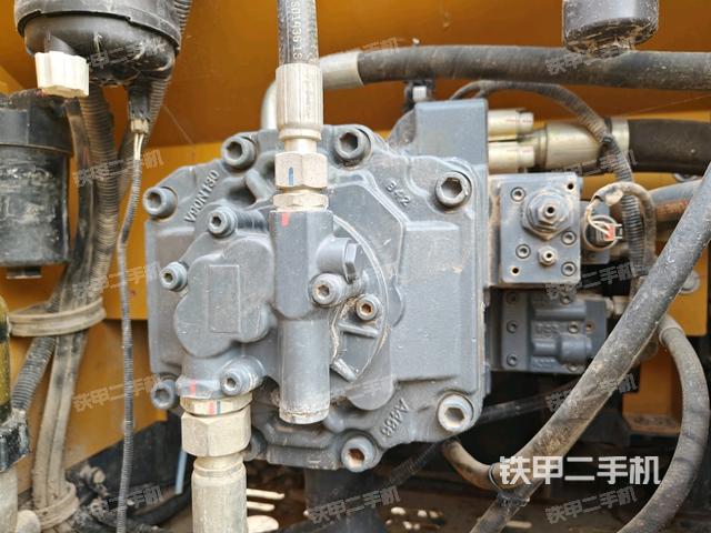 散熱器正面(大件艙室) 散熱器正面(大件艙室)