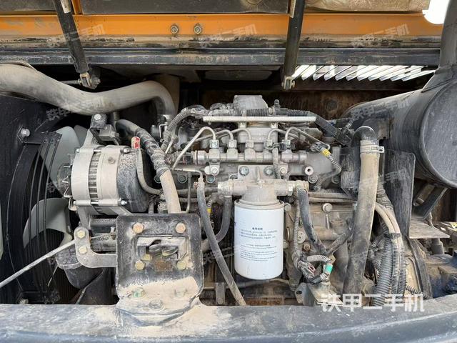 發(fā)動(dòng)機(jī)整體俯視（整機(jī)外觀）