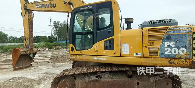 小松PC200-8M0挖掘機(jī)