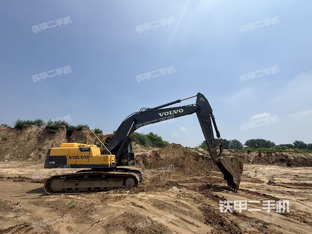 整機(jī)右后45°(整機(jī)外觀) 整機(jī)右后45°(整機(jī)外觀)