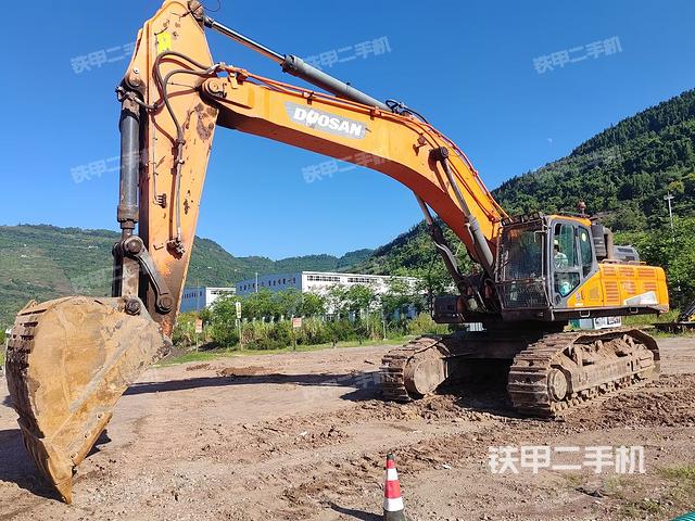 斗山DX500LC-OEM挖掘機(jī)