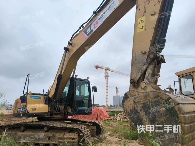 右前45(整機(jī)外觀) 右前45(整機(jī)外觀)