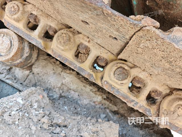 右側(cè)行走馬達(dá)蓋板(行走機(jī)構(gòu)) 右側(cè)行走馬達(dá)蓋板(行走機(jī)構(gòu))