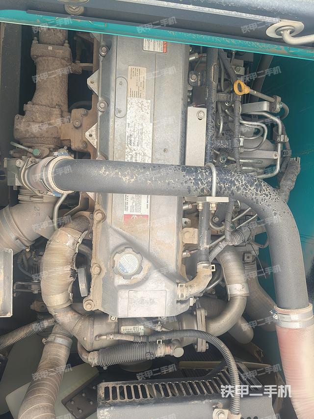 发动机整体俯视（整机外观）