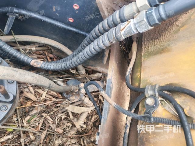 氣門室蓋螺絲特寫(上車部件) 氣門室蓋螺絲特寫(上車部件)