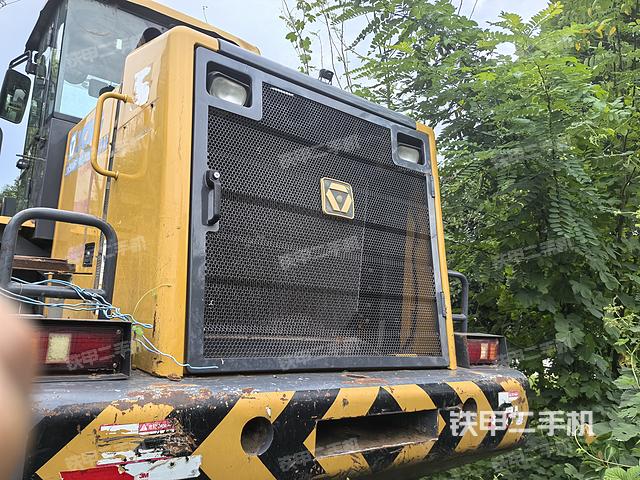 整機(jī)右后45°(整機(jī)外觀及大件) 整機(jī)右后45°(整機(jī)外觀及大件)
