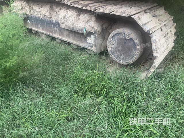單側履帶整體(整機外觀) 單側履帶整體(整機外觀)