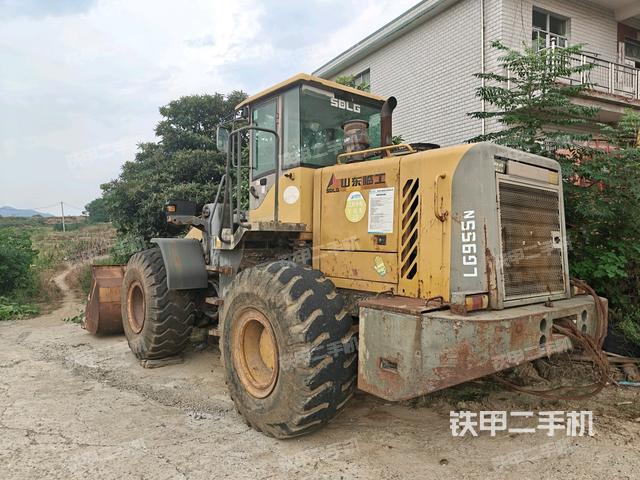 右前45°(整機(jī)外觀) 右前45°(整機(jī)外觀)