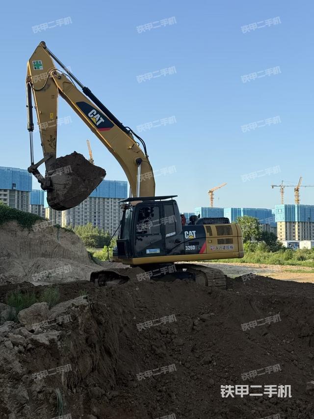 卡特彼勒CAT®326D2 L 液压挖掘机