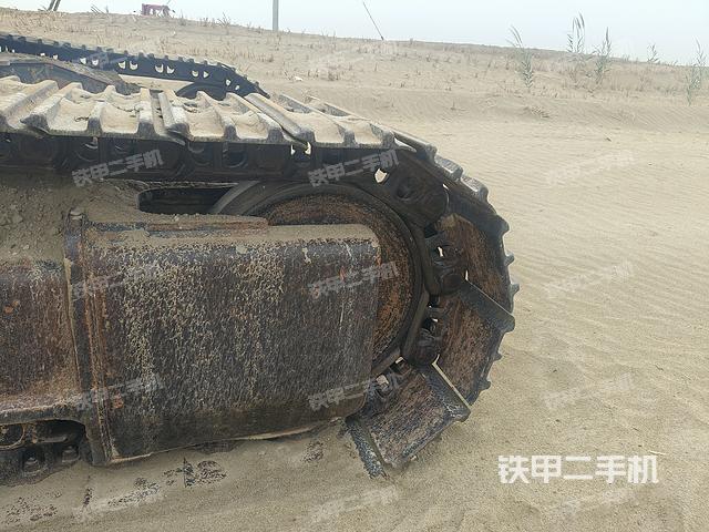 单侧履带整体（整机外观）