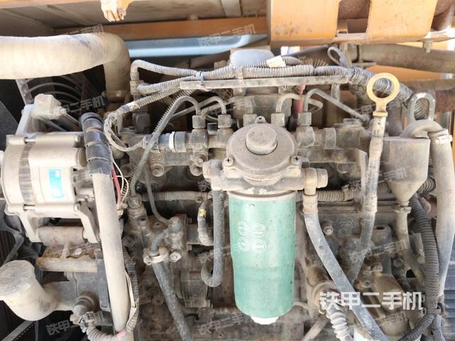 發(fā)動(dòng)機(jī)室(上車部件) 發(fā)動(dòng)機(jī)室(上車部件)