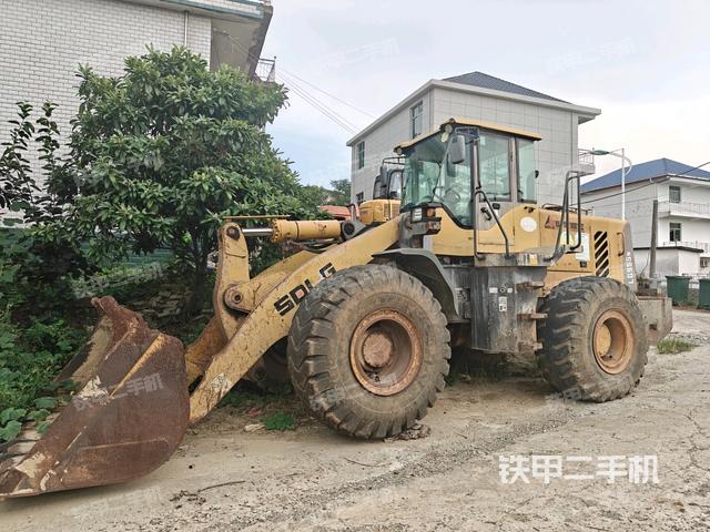 右后45°(整機(jī)外觀) 右后45°(整機(jī)外觀)