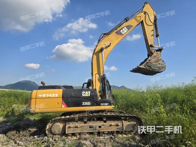 整機右后45°(整機外觀) 整機右后45°(整機外觀)
