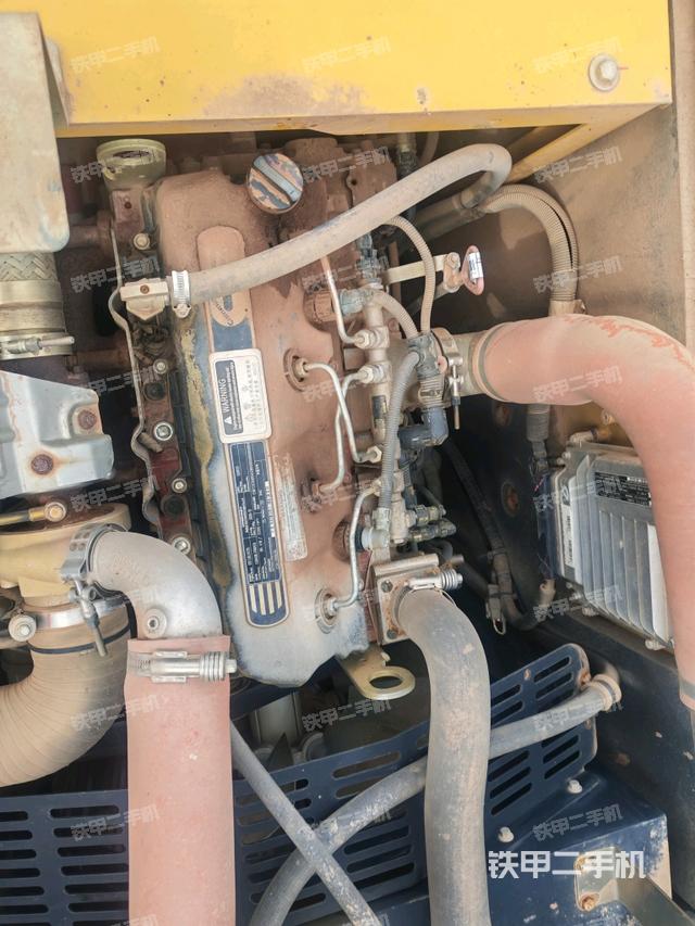 發(fā)動機室(上車部件) 發(fā)動機室(上車部件)