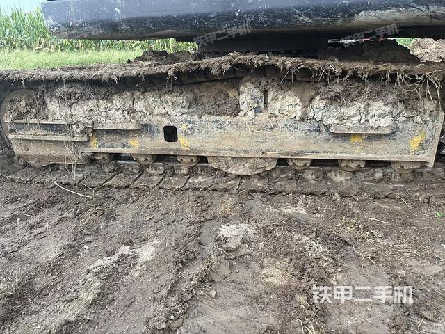 單側(cè)履帶整體（整機(jī)外觀）