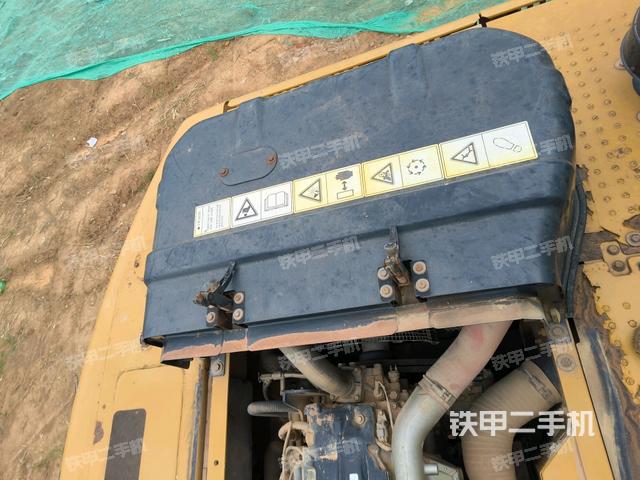 駕駛室頂部俯視(上車部件) 駕駛室頂部俯視(上車部件)