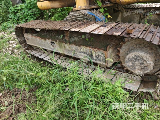 小臂整體右前(工作和回轉(zhuǎn)裝置) 小臂整體右前(工作和回轉(zhuǎn)裝置)