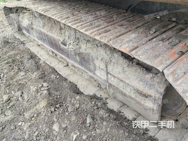 左側(cè)履帶整體?(行走機構(gòu)) 左側(cè)履帶整體?(行走機構(gòu))