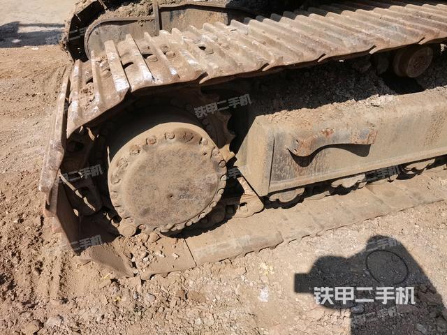 右驅(qū)動(dòng)輪(行走機(jī)構(gòu)) 右驅(qū)動(dòng)輪(行走機(jī)構(gòu))