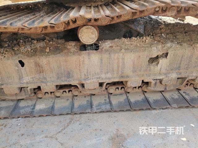 左側(cè)行走馬達(dá)蓋板(行走機(jī)構(gòu)) 左側(cè)行走馬達(dá)蓋板(行走機(jī)構(gòu))
