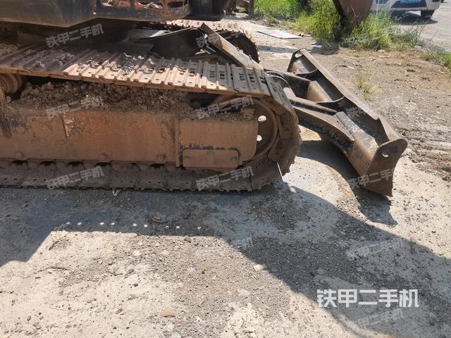 右导向轮(行走机构) 右导向轮(行走机构)