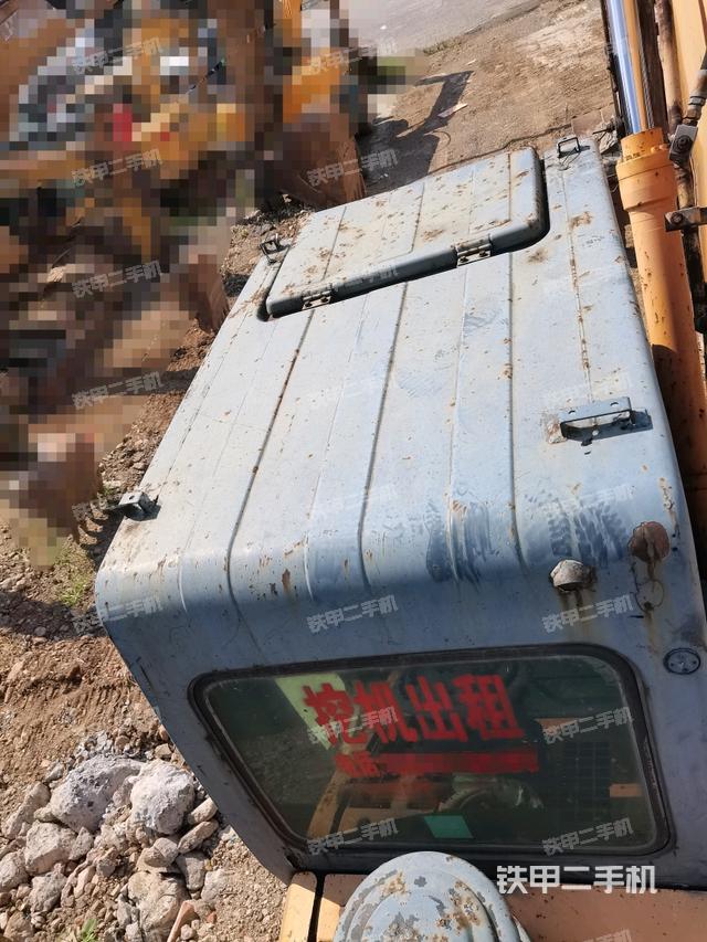 駕駛室頂部俯視(上車部件) 駕駛室頂部俯視(上車部件)