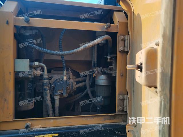 液壓泵室(大件艙室) 液壓泵室(大件艙室)