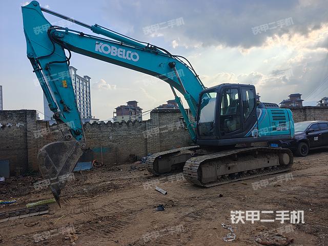神钢SK210LC-10挖掘机
