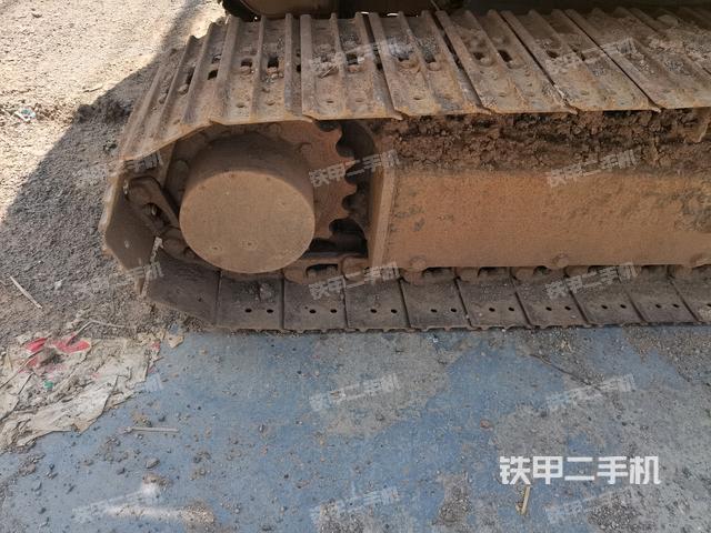 右驱动轮(行走机构) 右驱动轮(行走机构)