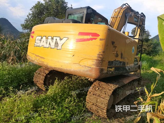 右后45(整機(jī)外觀) 右后45(整機(jī)外觀)
