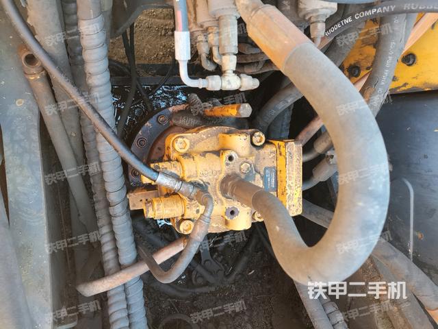 回轉(zhuǎn)馬達(dá)(上車部件) 回轉(zhuǎn)馬達(dá)(上車部件)