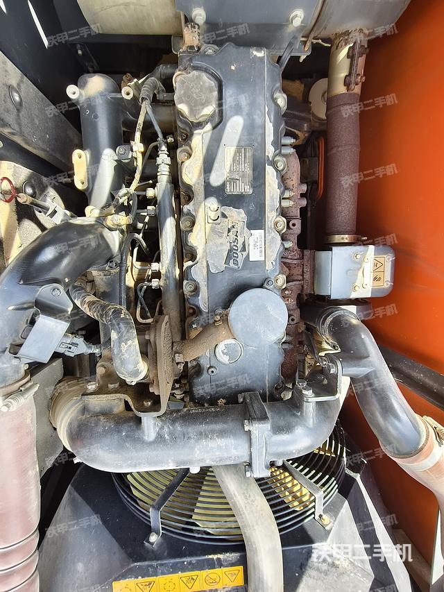 发动机整体俯视（整机外观）