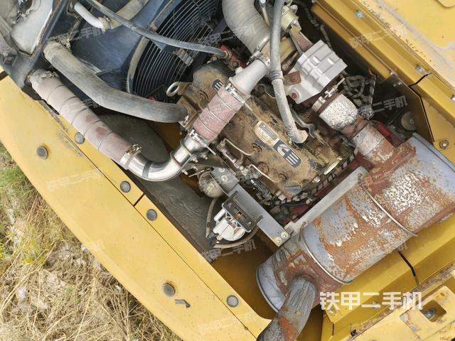 發(fā)動(dòng)機(jī)室(上車部件) 發(fā)動(dòng)機(jī)室(上車部件)