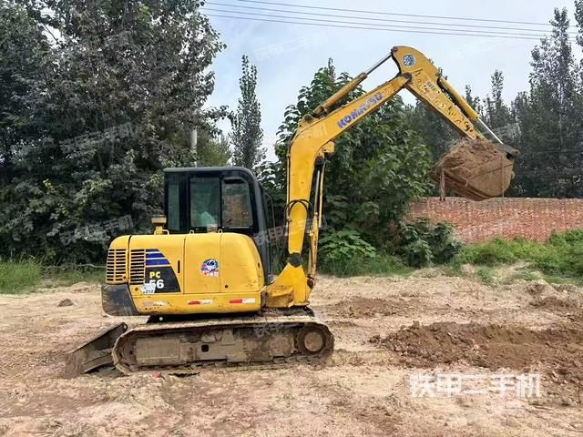 整機(jī)右后45°(整機(jī)外觀) 整機(jī)右后45°(整機(jī)外觀)