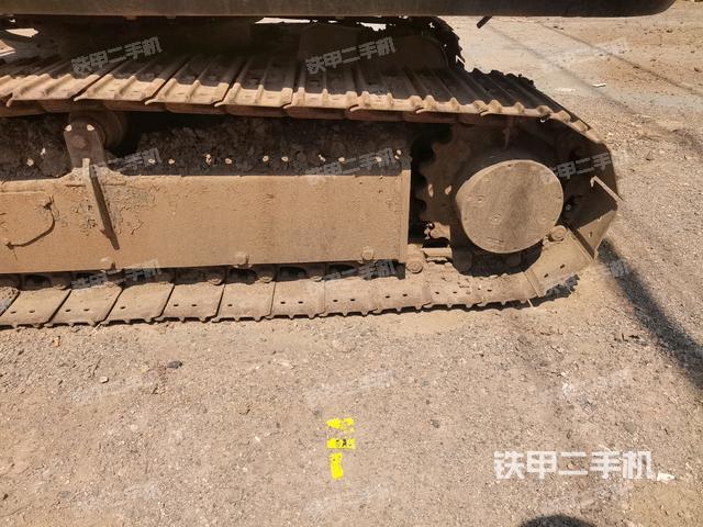 左驱动轮(行走机构) 左驱动轮(行走机构)