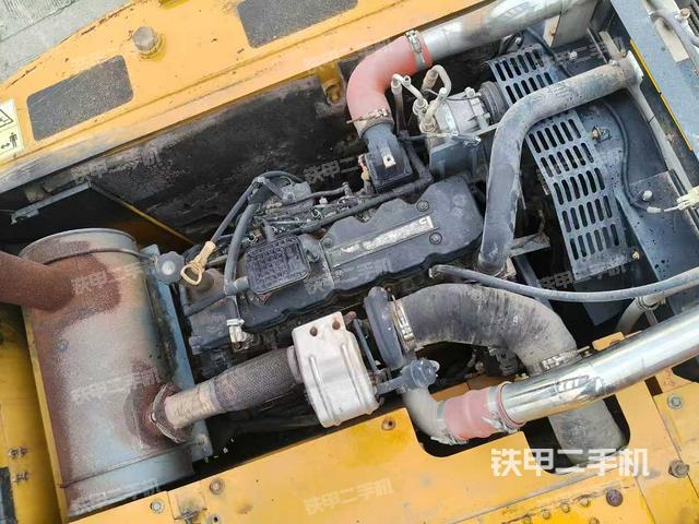 發(fā)動(dòng)機(jī)整體俯視(整機(jī)外觀) 發(fā)動(dòng)機(jī)整體俯視(整機(jī)外觀)