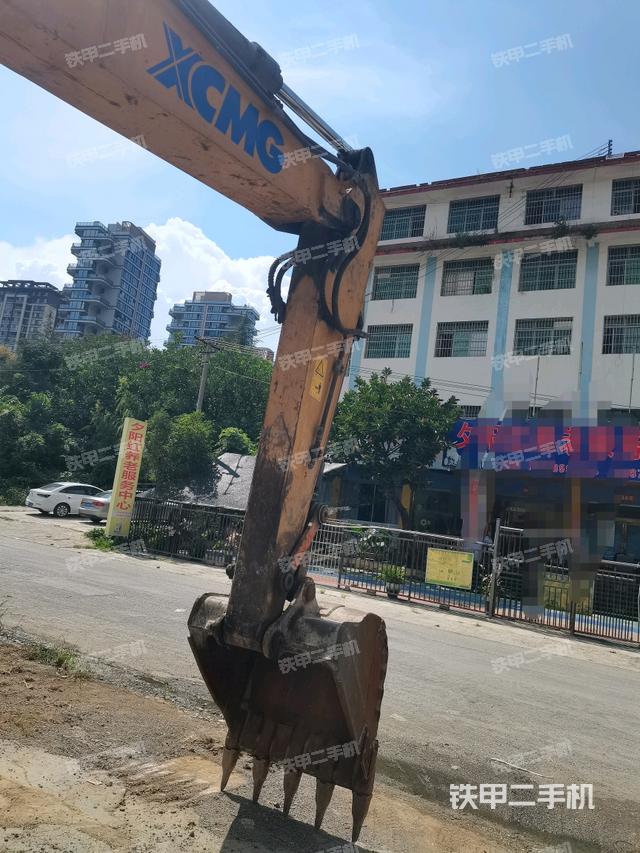 小臂整體右前(工作和回轉(zhuǎn)裝置) 小臂整體右前(工作和回轉(zhuǎn)裝置)