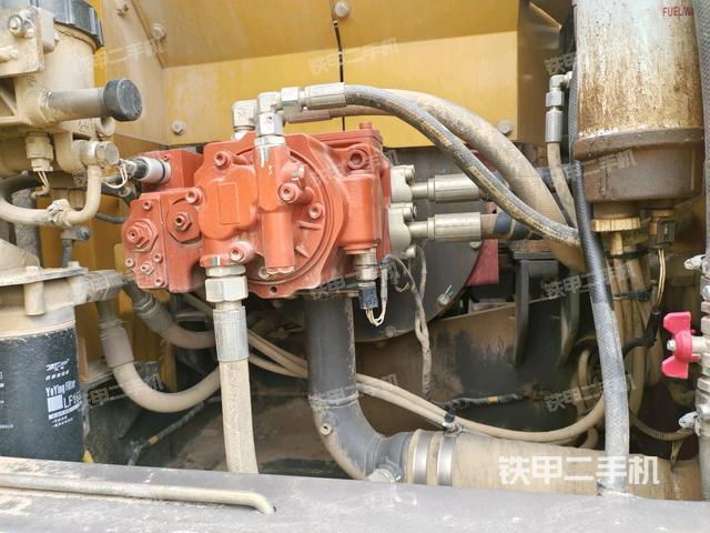 液壓泵室(大件艙室) 液壓泵室(大件艙室)