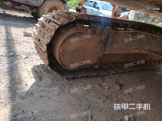 左侧行走马达盖板(行走机构) 左侧行走马达盖板(行走机构)