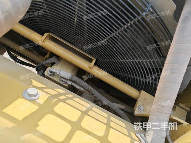 水箱+風(fēng)扇特寫(上車部件) 水箱+風(fēng)扇特寫(上車部件)