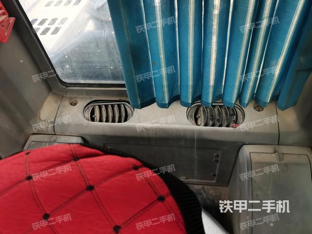 座椅后部(駕駛室部分) 座椅后部(駕駛室部分)