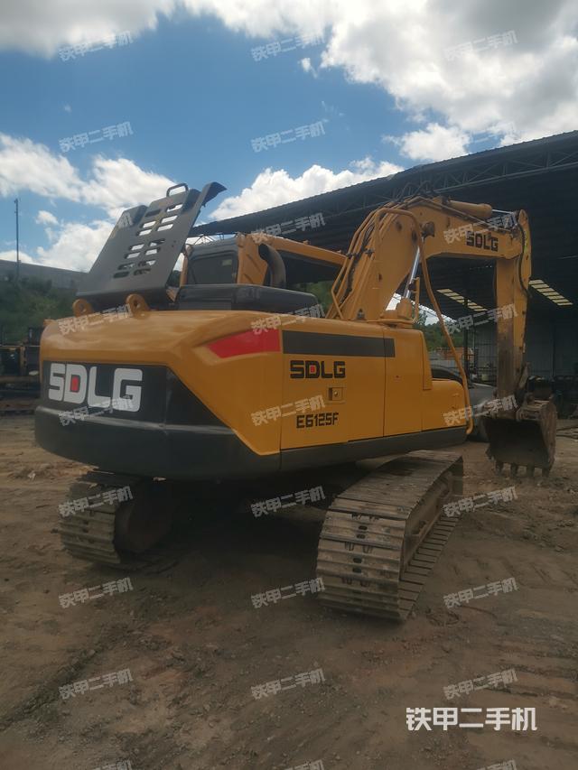 整机右后45°（整机外观）