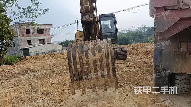 卡特彼勒320C挖掘機