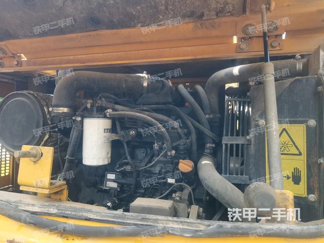增壓器特寫(xiě)(上車(chē)部件) 增壓器特寫(xiě)(上車(chē)部件)