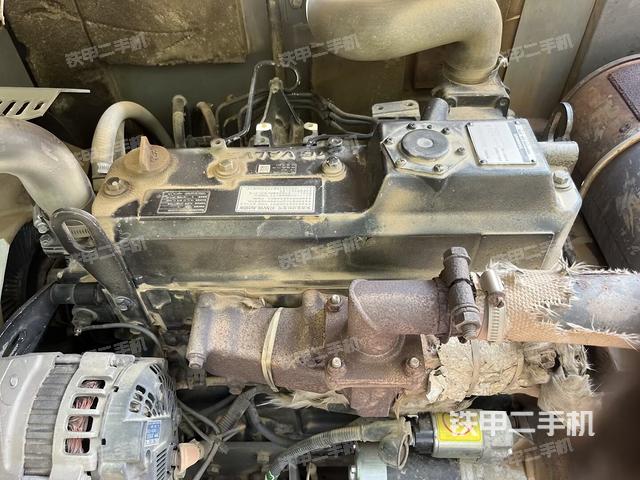 發(fā)動機(jī)整體俯視(整機(jī)外觀) 發(fā)動機(jī)整體俯視(整機(jī)外觀)