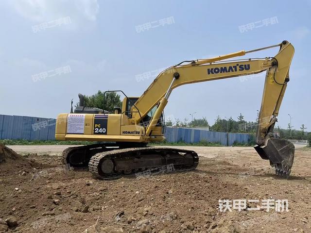 整機右后45°(整機外觀) 整機右后45°(整機外觀)