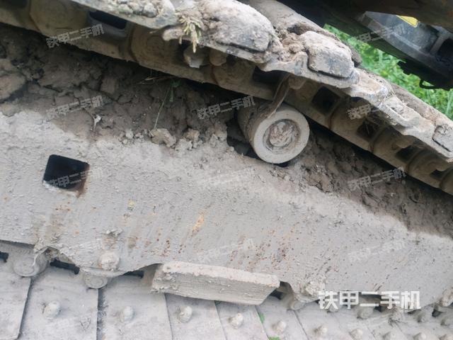 右側(cè)行走馬達(dá)蓋板(行走機(jī)構(gòu)) 右側(cè)行走馬達(dá)蓋板(行走機(jī)構(gòu))