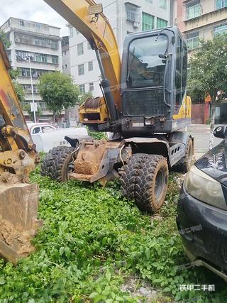 新源XYC75W-9挖掘机实拍图片