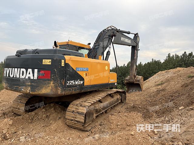 整機(jī)右后45°(整機(jī)外觀) 整機(jī)右后45°(整機(jī)外觀)
